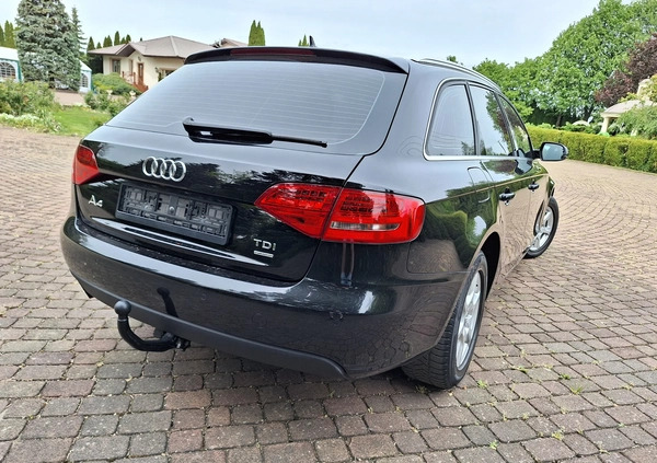 Audi A4 cena 44800 przebieg: 238592, rok produkcji 2012 z Warszawa małe 191